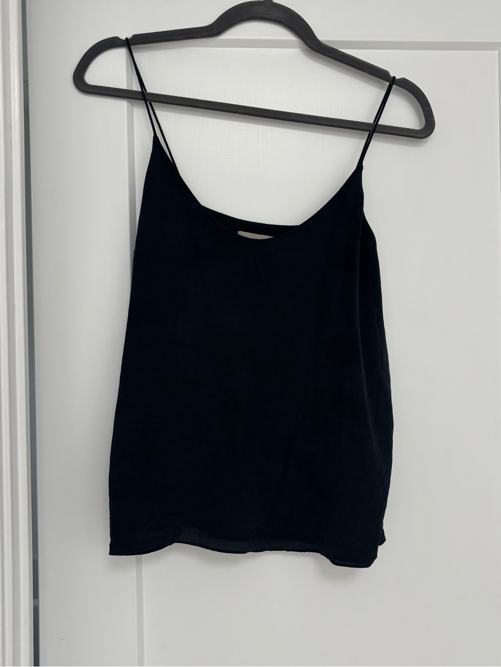Everlane 100% Silk Black Spaghetti Strap Cami Top - Women